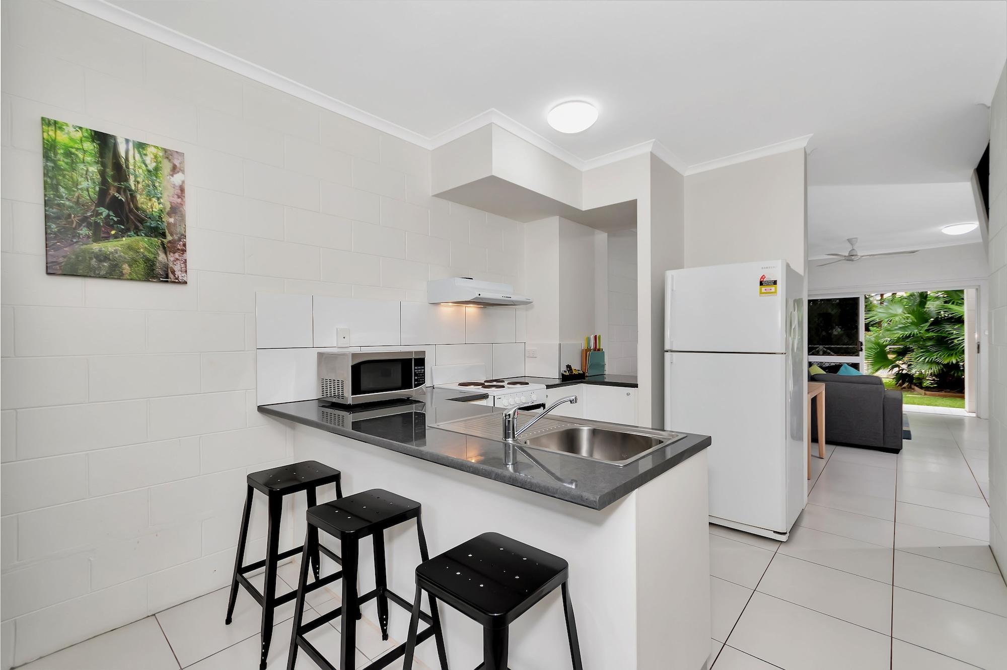 Titree Village Holiday Apartments Port Douglas Kültér fotó
