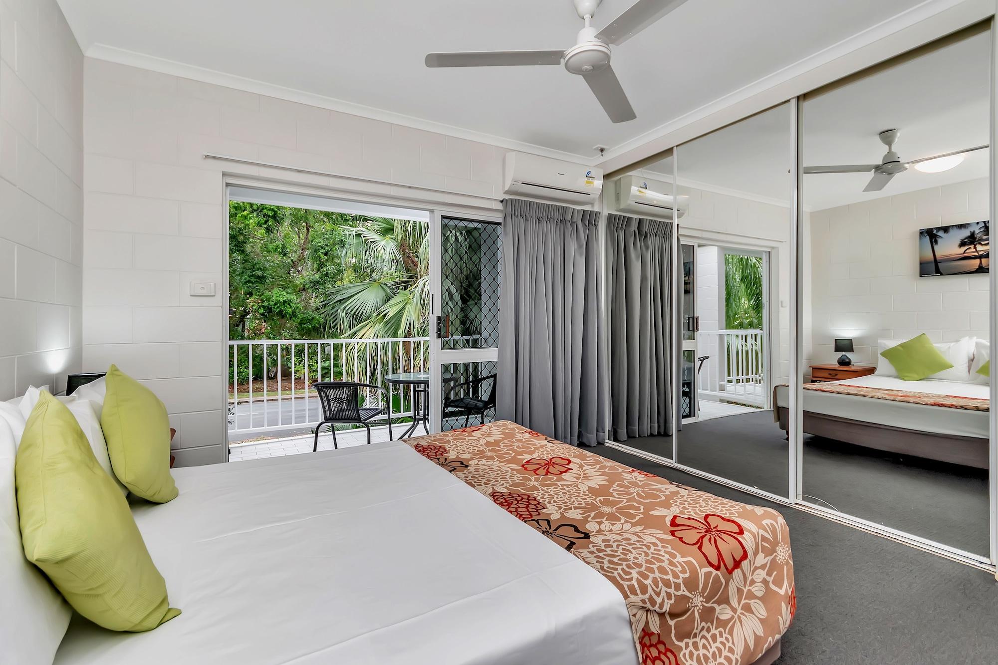 Titree Village Holiday Apartments Port Douglas Kültér fotó