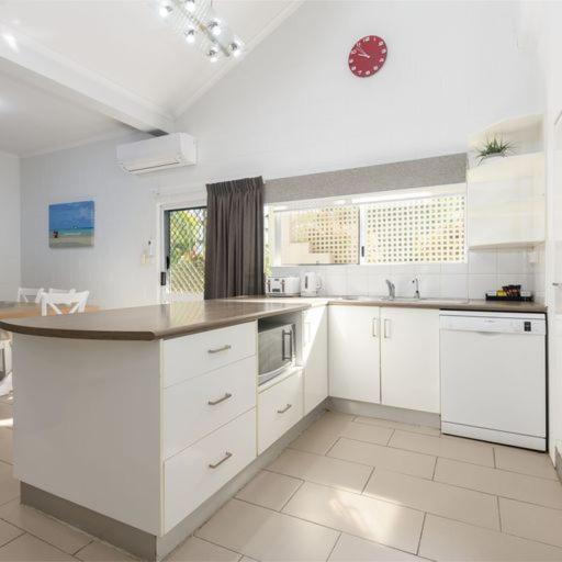 Titree Village Holiday Apartments Port Douglas Kültér fotó