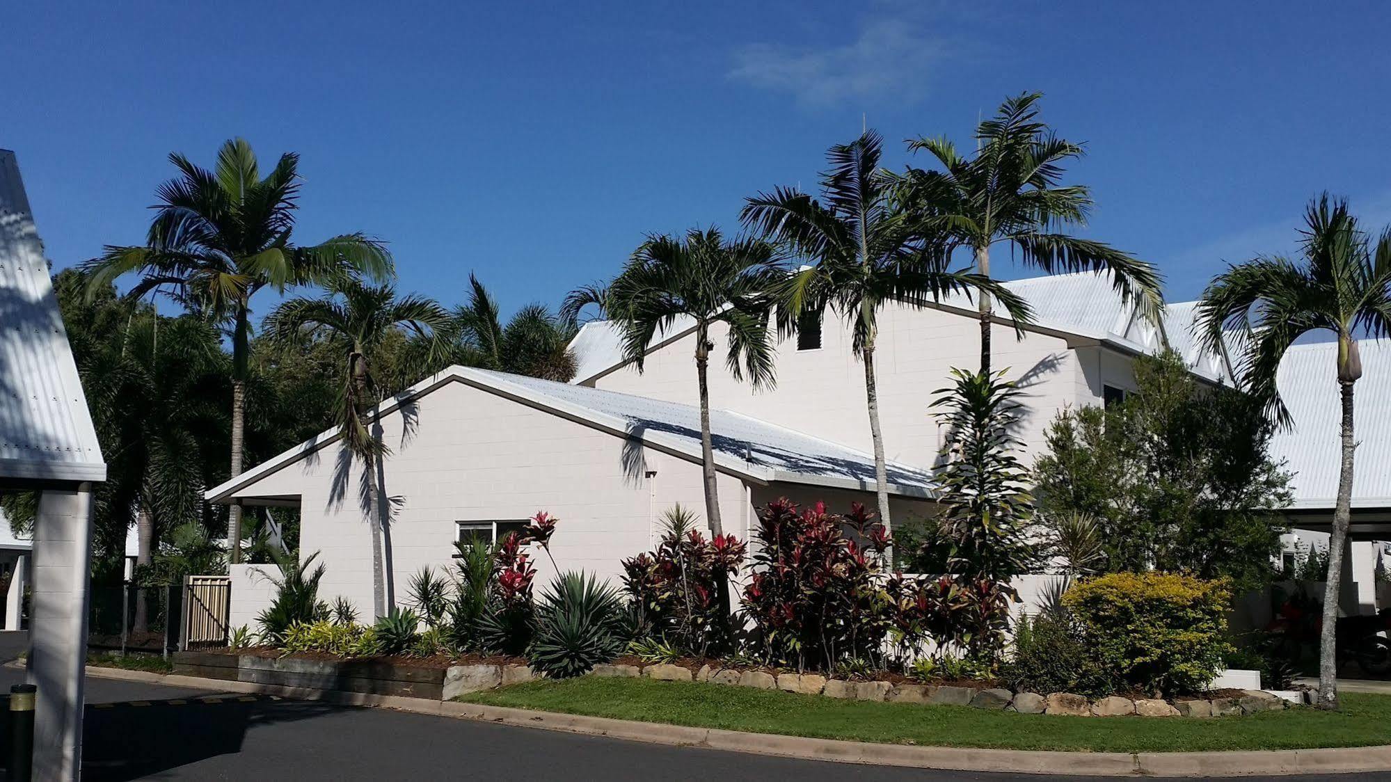 Titree Village Holiday Apartments Port Douglas Kültér fotó