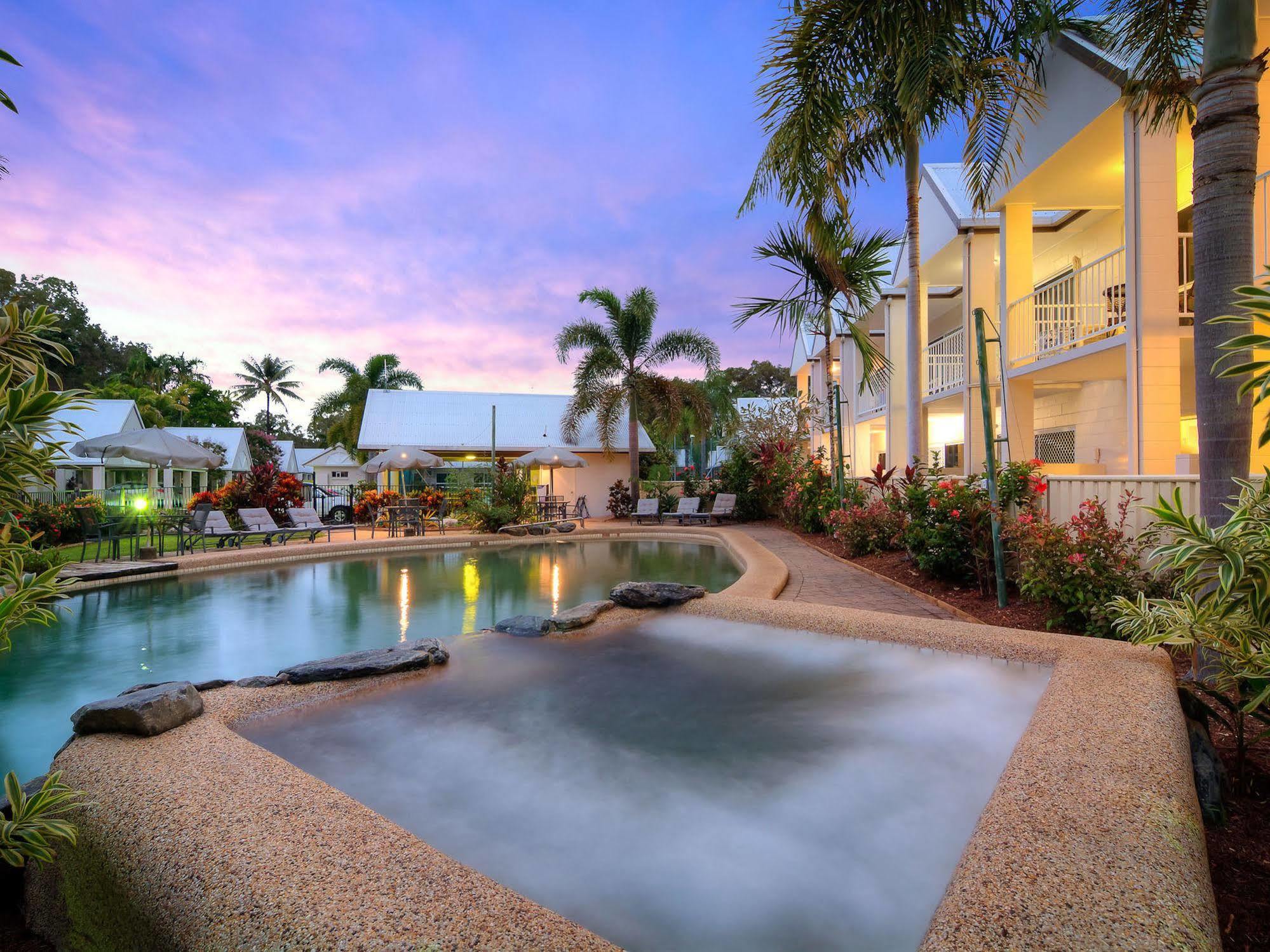 Titree Village Holiday Apartments Port Douglas Kültér fotó